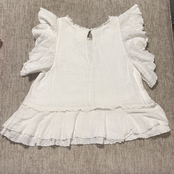 Medium Maeve white gauze top Anthropologie  100% cotton ruffle sleeves and hem - Picture 4 of 7